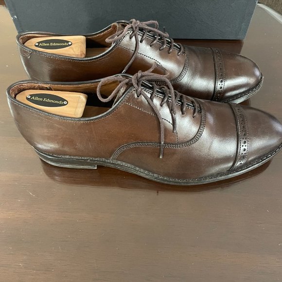 $400 Allen Edmonds Fifth Avenue Cap-toe Oxford , Brown - Size 9 D - Picture 4 of 8